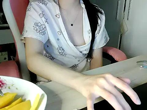 lucienguyen online show from 9, 4, 2026