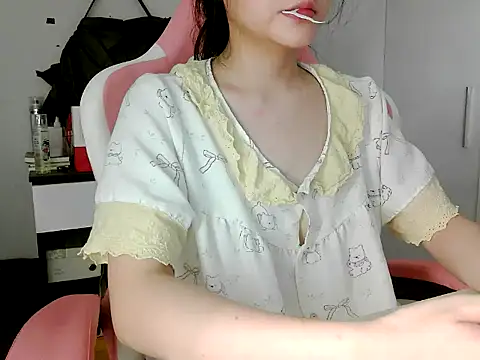 lucienguyen online show from 12, 5, 2026