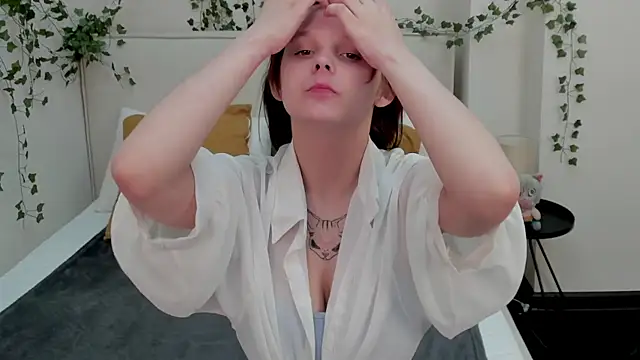 Snapshot of Charlotte_Stee chatting on 11, 5, 2026 Charlotte Stee online show from 11, 5, 2026
