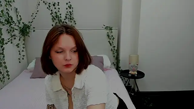Snapshot of Charlotte_Stee chatting on 1, 7, 2026 Charlotte Stee online show from 1, 7, 2026