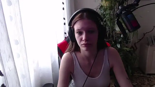 PunyKnee online show from 14, 4, 2026