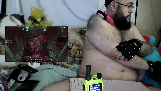 Snapshot of BriTheTopBear chatting on 14, 6, 2026 BriTheTopBear online show from 14, 6, 2026