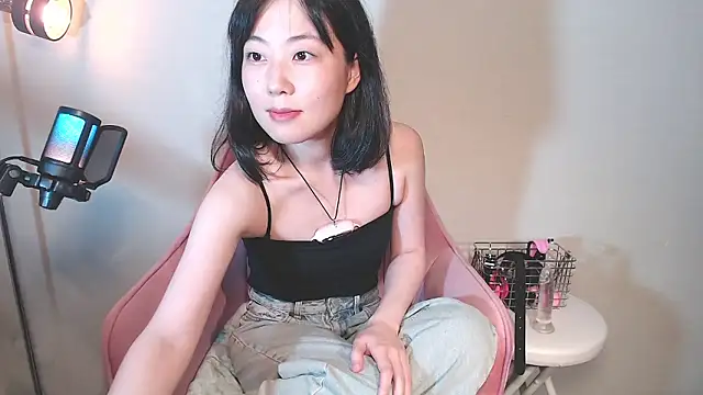 Snapshot of Miachan_01 chatting on 24, 7, 2026 Miachan 01 online show from 24, 7, 2026