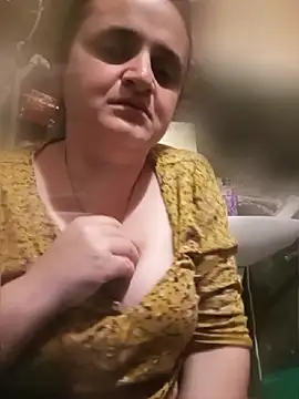 AnabelBexley online show from 8, 4, 2026