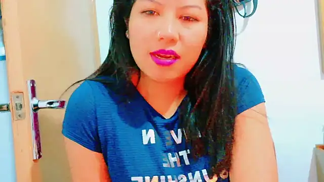 MojaditPussy online show from 15, 4, 2026