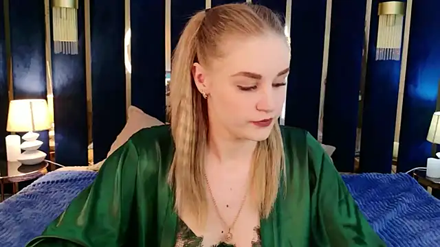 Snapshot of Molly_Voses chatting on 21, 6, 2026 Molly Voses online show from 21, 6, 2026