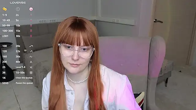 Snapshot of JessieWayy chatting on 9, 4, 2026 JessieWayy online show from 9, 4, 2026