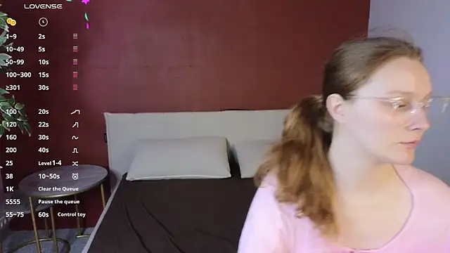 Snapshot of JessieWayy chatting on 24, 5, 2026 JessieWayy online show from 24, 5, 2026