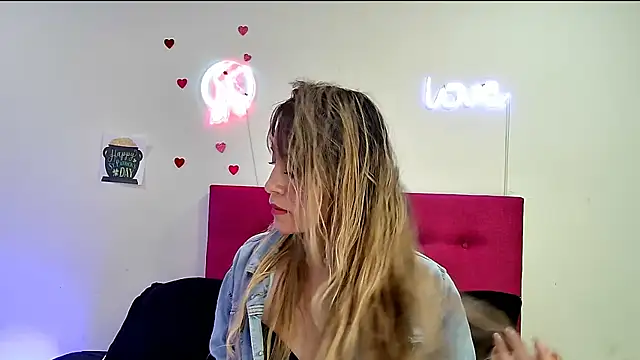 Snapshot of Lorena_sweet33 chatting on 16, 4, 2026 Lorena sweet33 online show from 16, 4, 2026