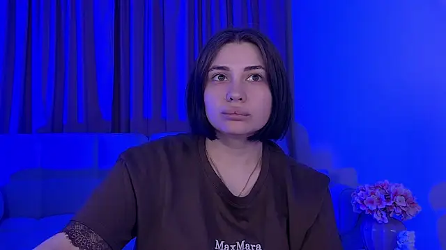 Snapshot of AdrianaToress chatting on 19, 5, 2026 AdrianaToress online show from 19, 5, 2026