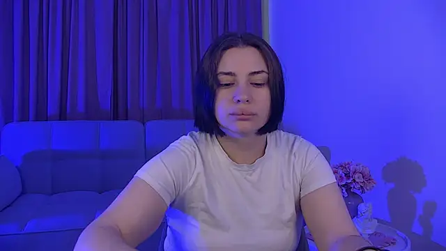 Snapshot of AdrianaToress chatting on 8, 5, 2026 AdrianaToress online show from 8, 5, 2026