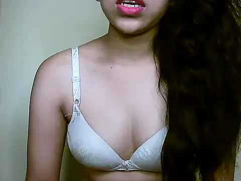 Snapshot of NEHA_RIKA chatting on 18, 4, 2026 NEHA RIKA online show from 18, 4, 2026