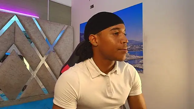 Snapshot of axel_silva4 chatting on 19, 4, 2026 axel silva4 online show from 19, 4, 2026