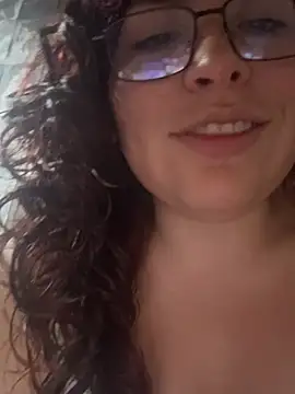 Snapshot of DirtyMerida chatting on 11, 5, 2026 DirtyMerida online show from 11, 5, 2026