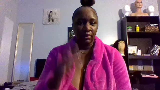 Snapshot of amberchill26 chatting on 28, 4, 2026 amberchill26 online show from 28, 4, 2026