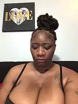 Snapshot of amberchill26 chatting on 19, 5, 2026 amberchill26 online show from 19, 5, 2026