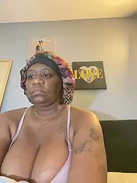 amberchill26 online show from 16, 7, 2026