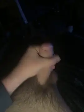 horniestboy2004 online show from 8, 4, 2026