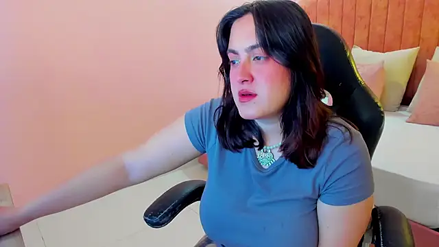 Snapshot of lilaa_sky chatting on 28, 5, 2026 lilaa sky online show from 28, 5, 2026
