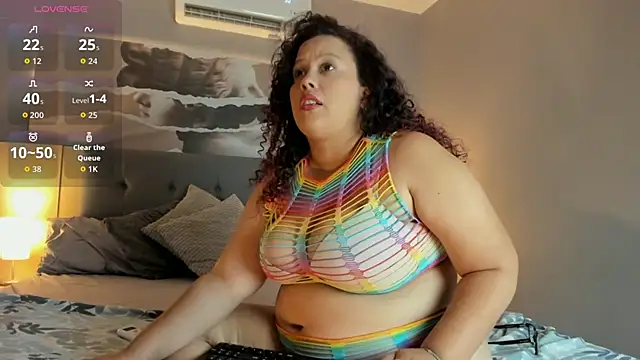 Snapshot of Zara_Holly_ chatting on 26, 5, 2026 Zara Holly online show from 26, 5, 2026