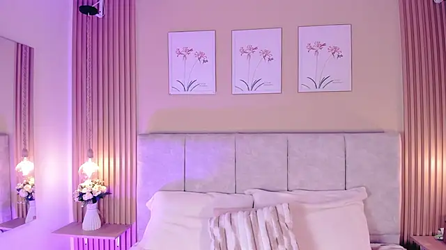 Snapshot of cherlyn_1 chatting on 23, 6, 2026 cherlyn 1 online show from 23, 6, 2026