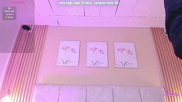 Snapshot of cherlyn_1 chatting on 6, 7, 2026 cherlyn 1 online show from 6, 7, 2026