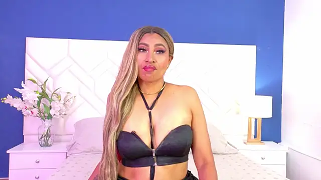 Kiara Parker  online show from 16, 5, 2026