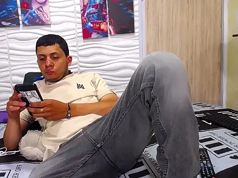 Snapshot of romeojupi chatting on 24, 5, 2026 romeojupi online show from 24, 5, 2026