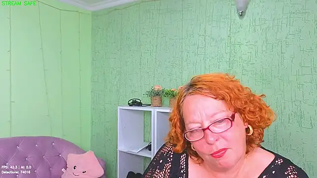Snapshot of Fara_Flutte chatting on 17, 7, 2026 Fara Flutte online show from 17, 7, 2026