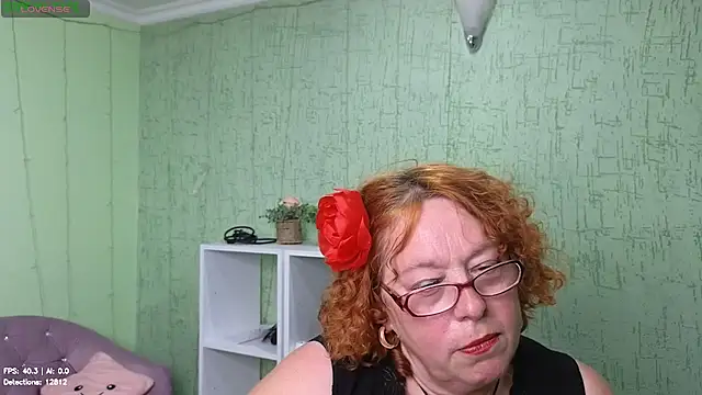 Snapshot of Fara_Flutte chatting on 6, 7, 2026 Fara Flutte online show from 6, 7, 2026