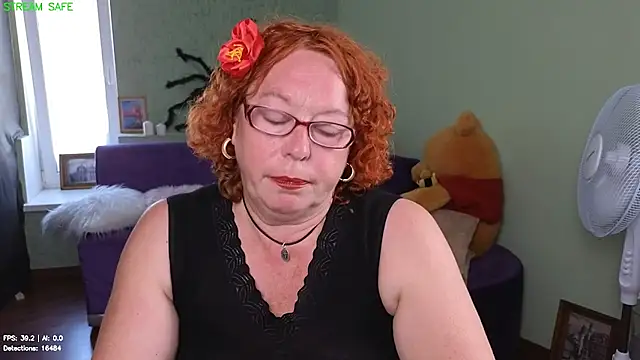 Snapshot of Fara_Flutte chatting on 22, 7, 2026 Fara Flutte online show from 22, 7, 2026