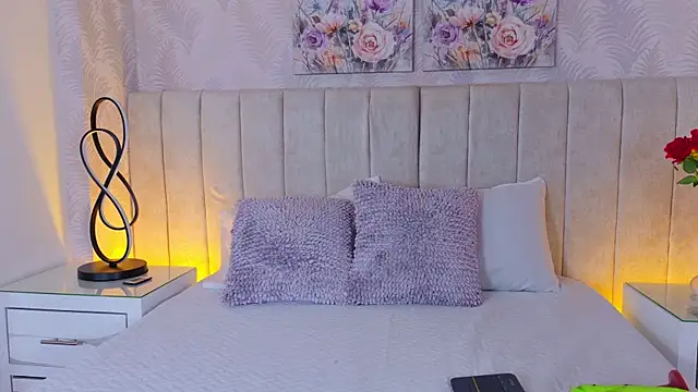VegaSara online show from 6, 6, 2026