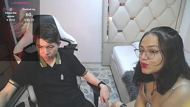 Snapshot of Zoe_and_jackk_ chatting on 3, 5, 2026 Zoe and jackk online show from 3, 5, 2026