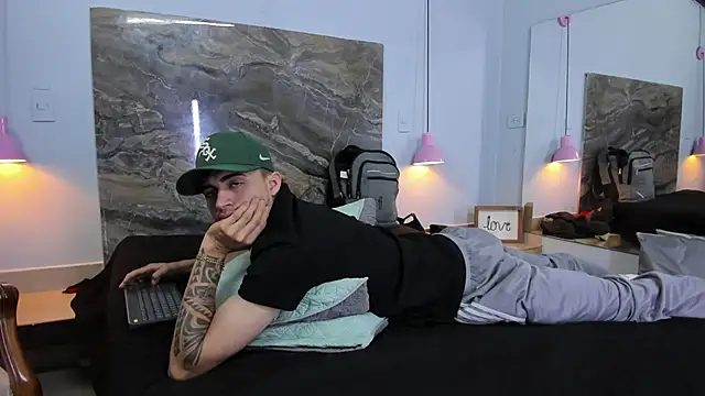 James-06 online show from 17, 4, 2026