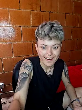 Snapshot of Megan-c chatting on 30, 4, 2026 Megan-c online show from 30, 4, 2026