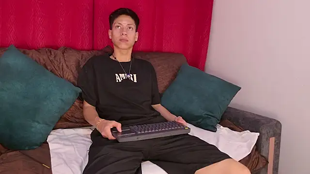 Snapshot of Samael_oa chatting on 6, 4, 2026 Samael oa online show from 6, 4, 2026