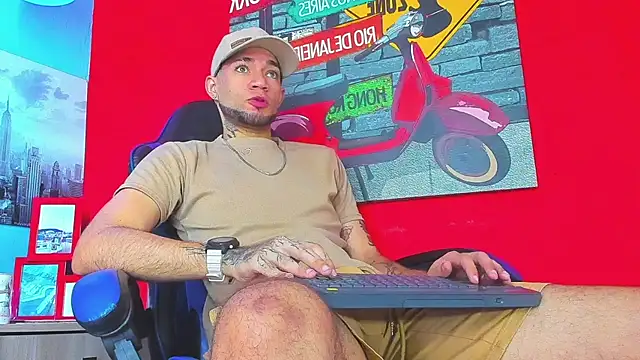 Snapshot of Daniel_huge22 chatting on 5, 5, 2026 Daniel huge22 online show from 5, 5, 2026