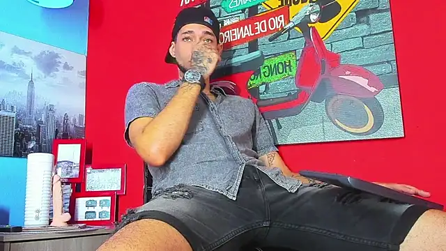 Snapshot of Daniel_huge22 chatting on 14, 4, 2026 Daniel huge22 online show from 14, 4, 2026