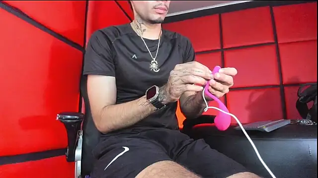 Daniel huge22 online show from 24, 6, 2026