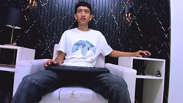 SmoothLatin  online show from 7, 4, 2026