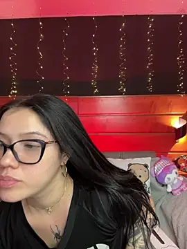 Snapshot of aria_bloomer chatting on 11, 4, 2026 aria bloomer online show from 11, 4, 2026