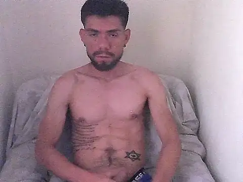 Snapshot of thomas2wood chatting on 9, 7, 2026 thomas2wood online show from 9, 7, 2026