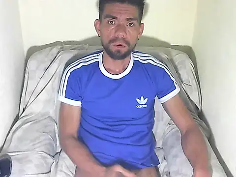 Snapshot of thomas2wood chatting on 1, 7, 2026 thomas2wood online show from 1, 7, 2026