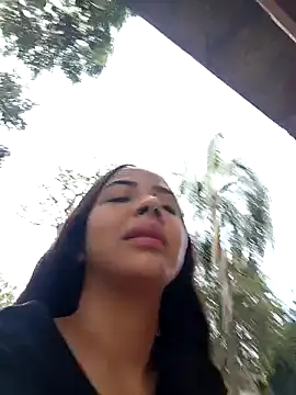 Sexy cloee outdoors online show from 8, 4, 2026