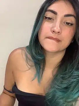 jadesecrett online show from 15, 4, 2026