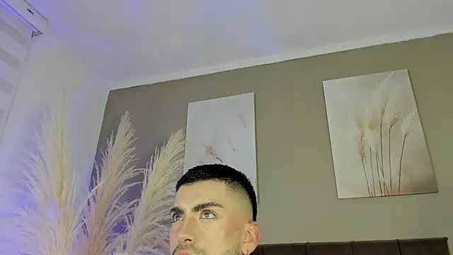 Snapshot of Alexander_Diazz chatting on 1, 6, 2026 Alexander Diazz online show from 1, 6, 2026