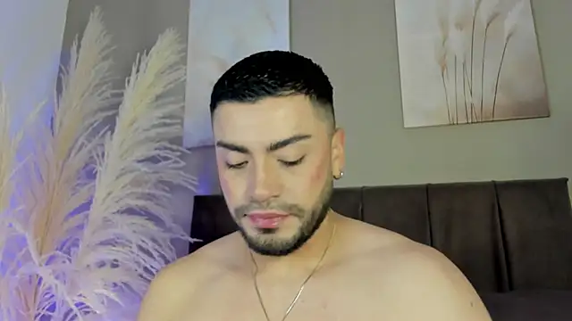 Snapshot of Alexander_Diazz chatting on 28, 5, 2026 Alexander Diazz online show from 28, 5, 2026