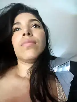 Snapshot of BrendaBloom_ chatting on 1, 5, 2026 BrendaBloom online show from 1, 5, 2026