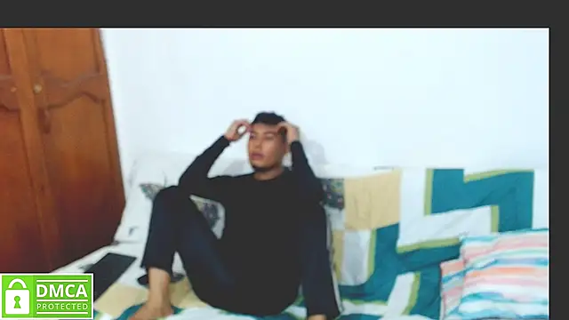 Snapshot of Denzel_Ass26 chatting on 4, 5, 2026 Denzel Ass26 online show from 4, 5, 2026