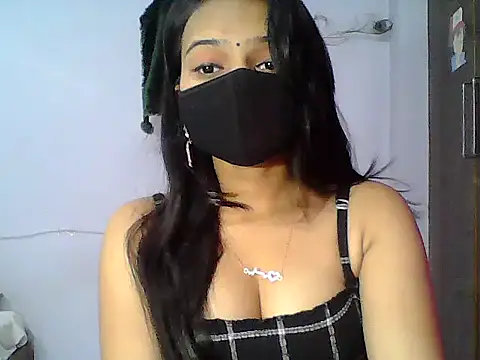 Snapshot of Saxy_Mony002 chatting on 9, 5, 2026 Saxy Mony002 online show from 9, 5, 2026
